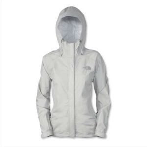 White The North Face Hyvent 2.5L rain coat